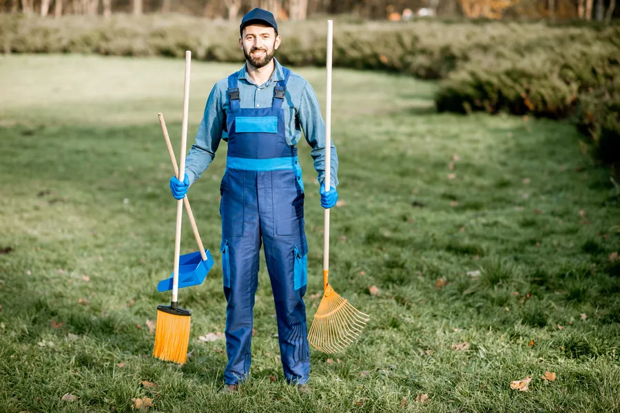 Experienced Yard Cleanup Clackamas, OR